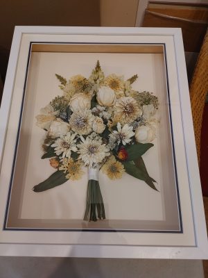 Framed wedding bouquet 2025